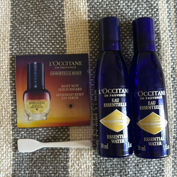 L’Occitane 2-Mini Immortelle Essential Water 30ml ~Tamper Resistant Spray Bottle - Picture 1 of 1